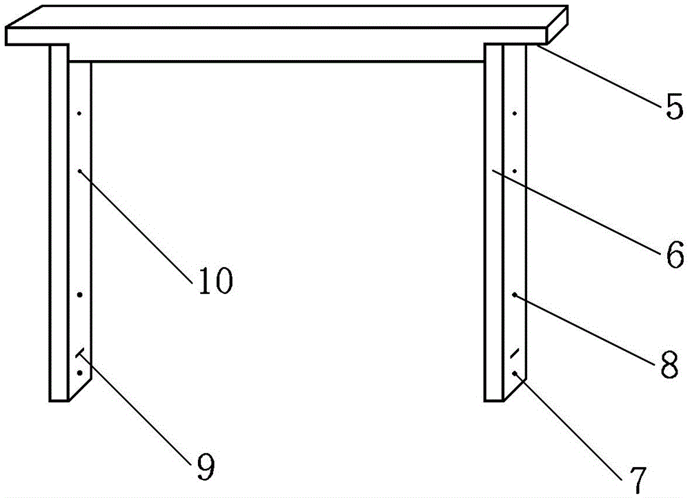 Movable frame at lower part of reversible apis cerana comb