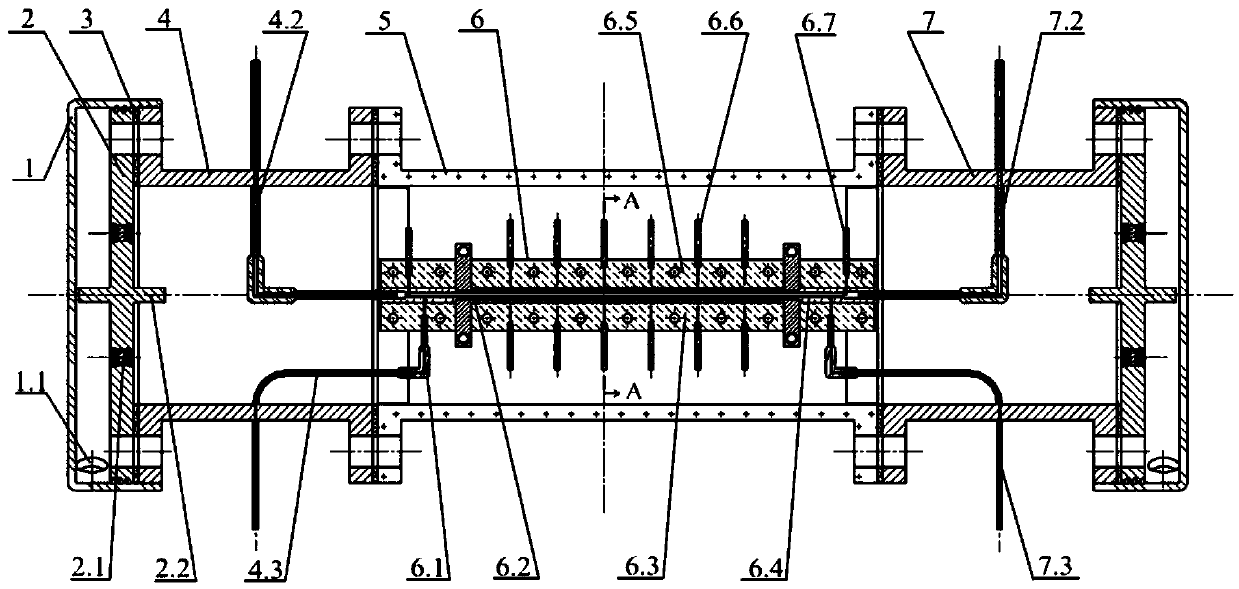 Supercritical pressure fluid flow and heat transfer visualized experimental device under constant heat flux heating condition