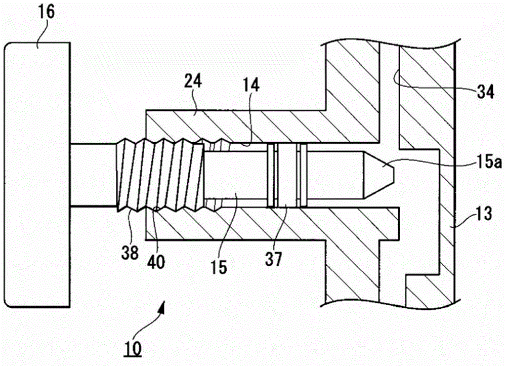 Suction connector and tracheal tube