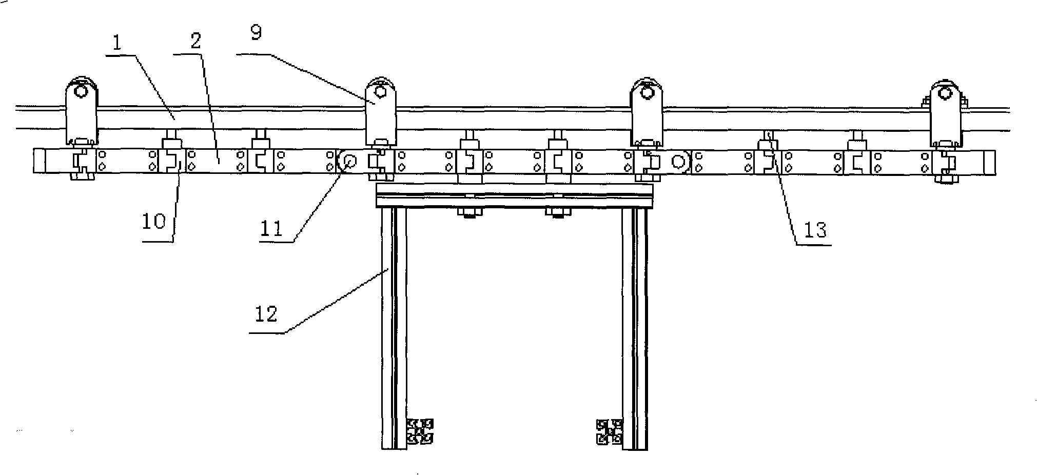 Rail vehicle driving wheel system without swing at curve bend