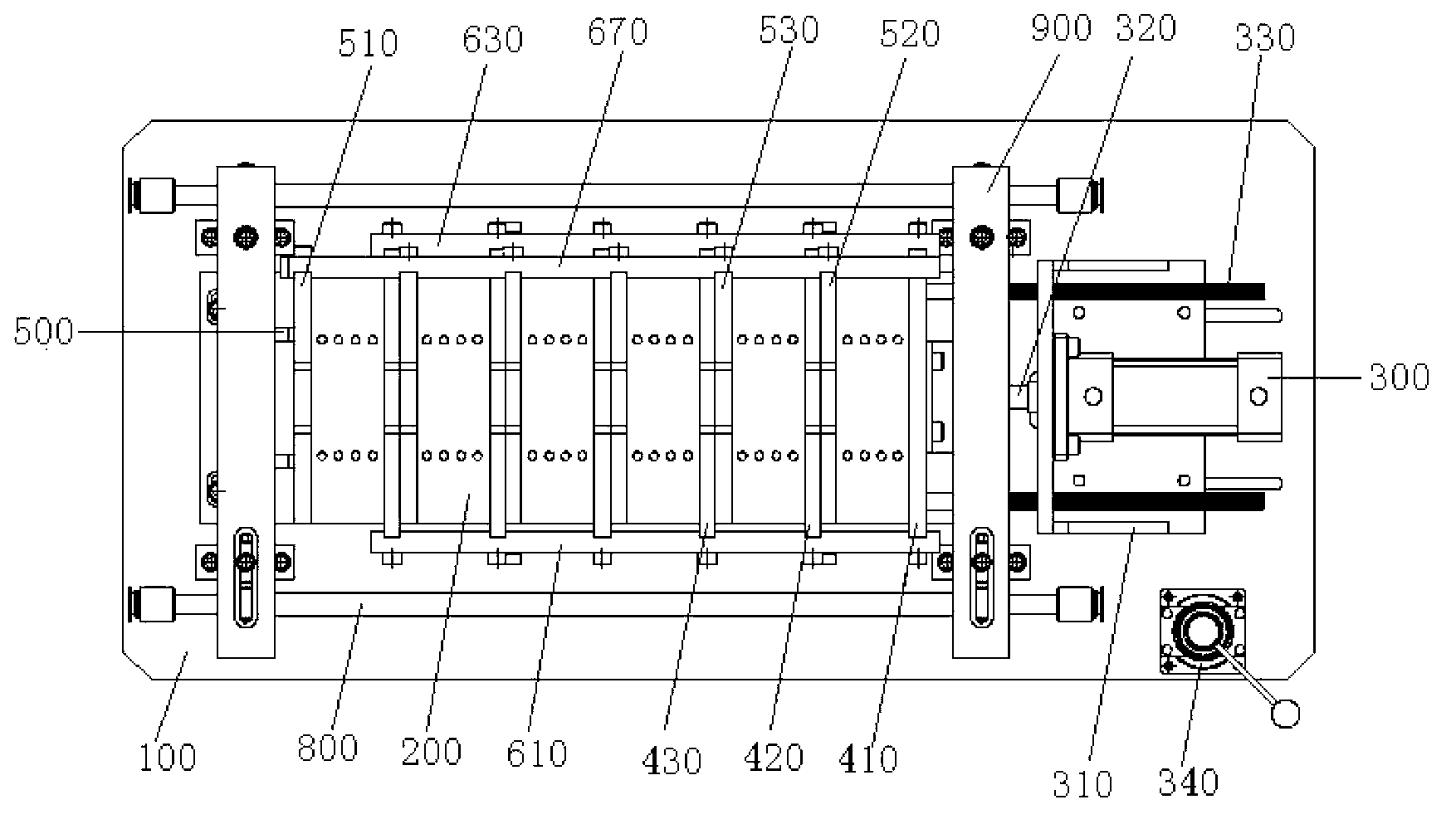 Battery pole group welding device and method