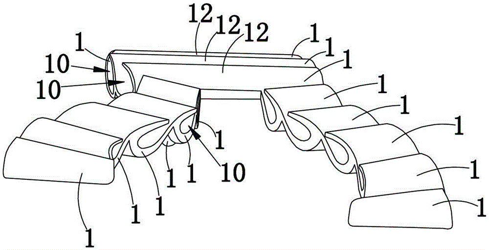 Shock-alleviating rebounding splashproof shoe sole