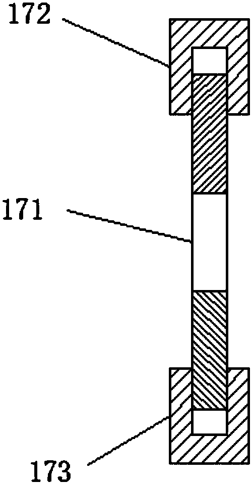 Efficient snow melting and removing device for municipal engineering road