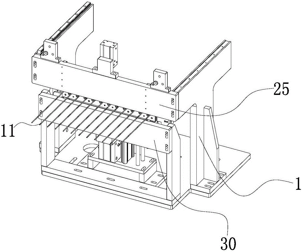 Device for assembling catheter of vein detained needle