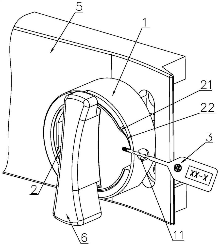 Oblique knife cut-off type disposable drawer lock structure