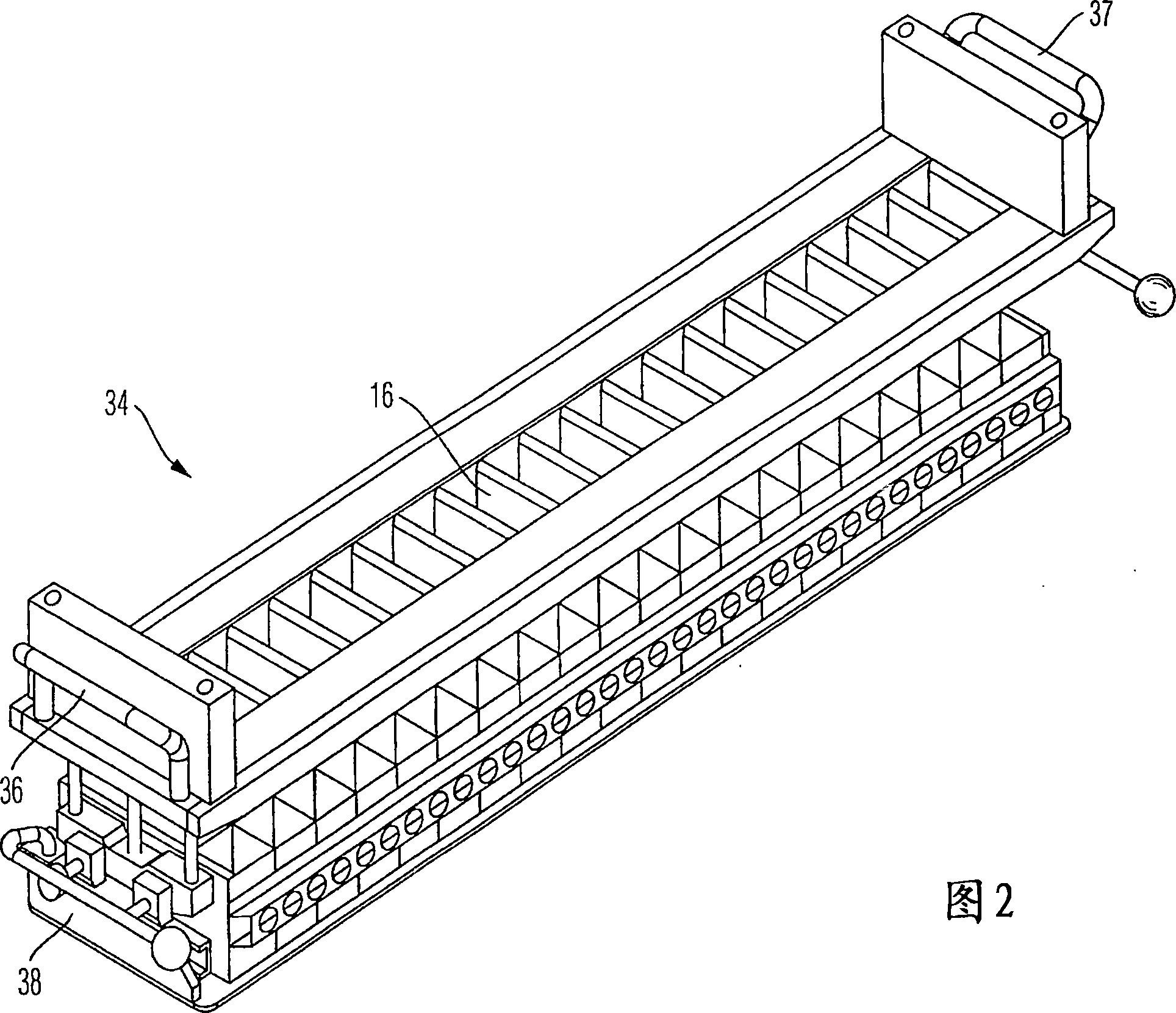 Feeding device for bundled tube reactor