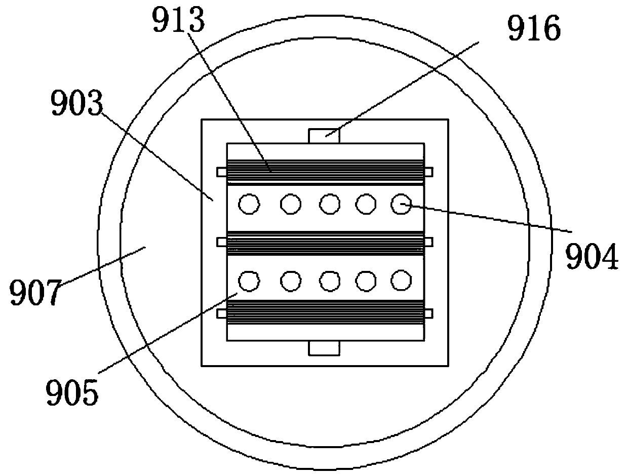 Efficient gluing device for plywood