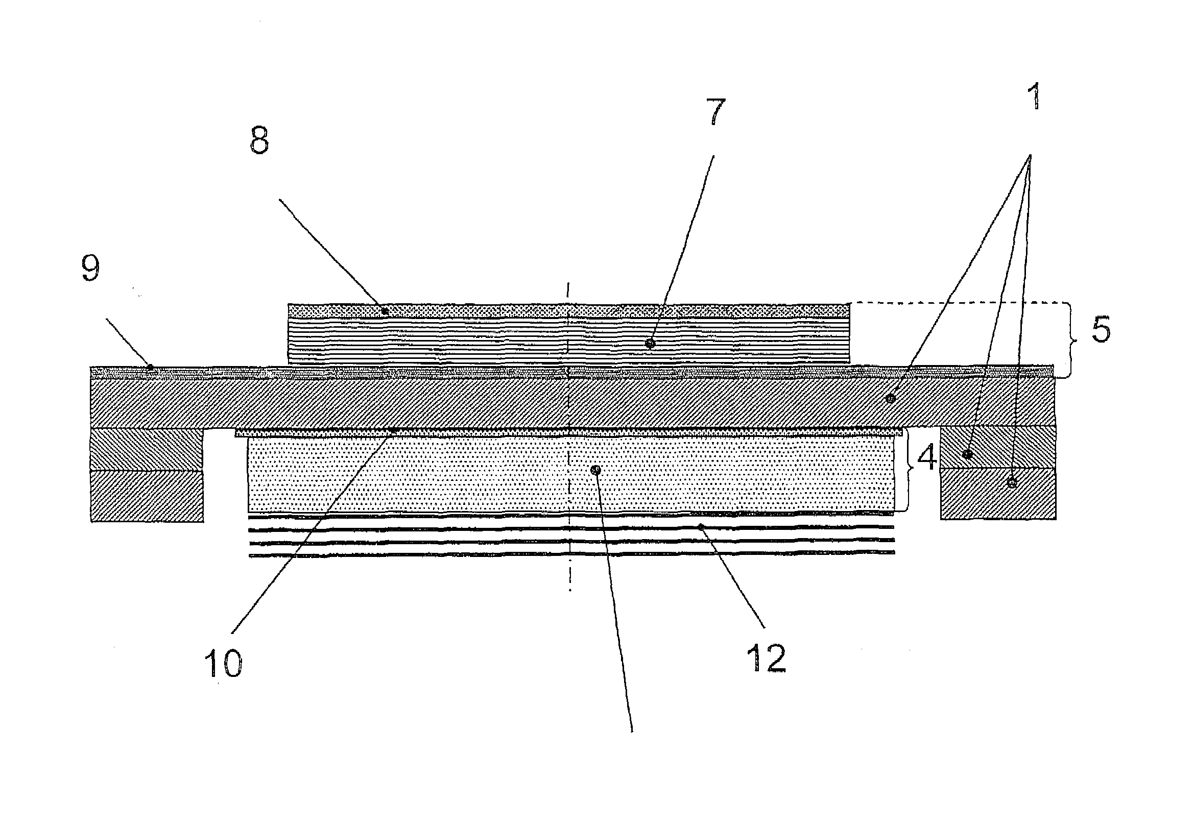 Adaptive deformable mirror for compensation of defects of a wavefront