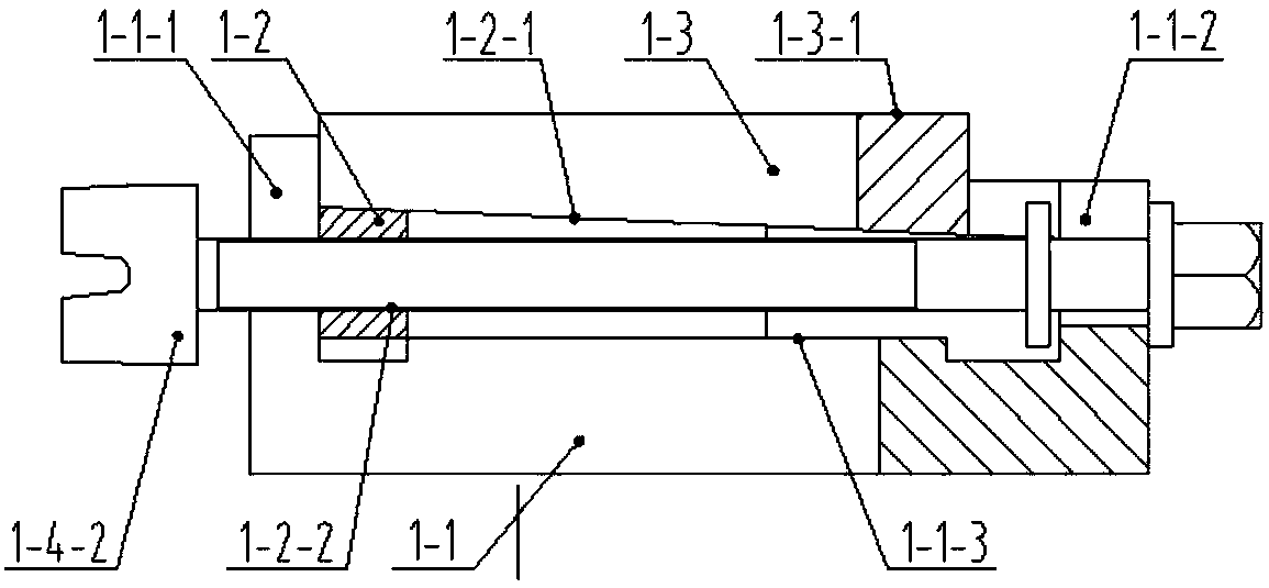 High-accuracy universal adjustable V-shaped positioning tool