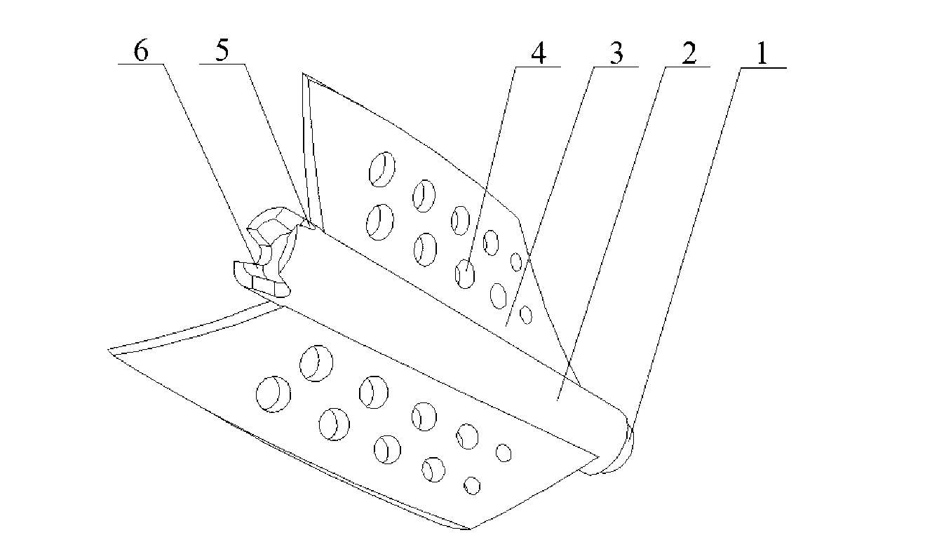 Porous screw blade rotor in heat exchange tube