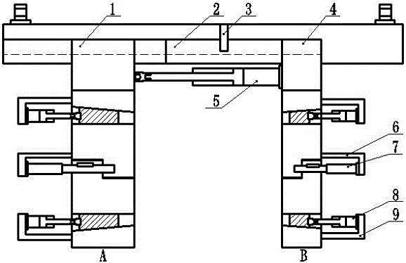 Hydraulic docking device used outside large-caliber gathering and transportation pipeline