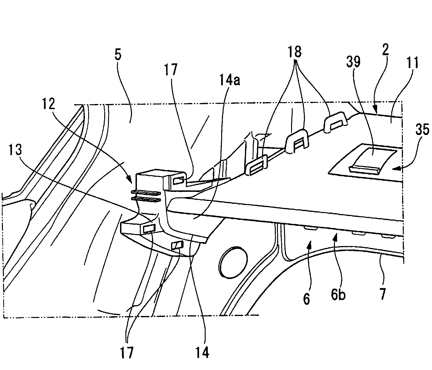 Rear tray mounting structure