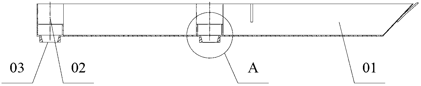 Ingot casting machining device and ingot casting flow table thereof