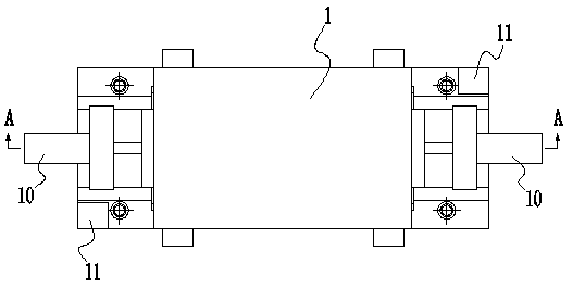 An integral riveting tooling and riveting method for an i-type automobile thrust rod body