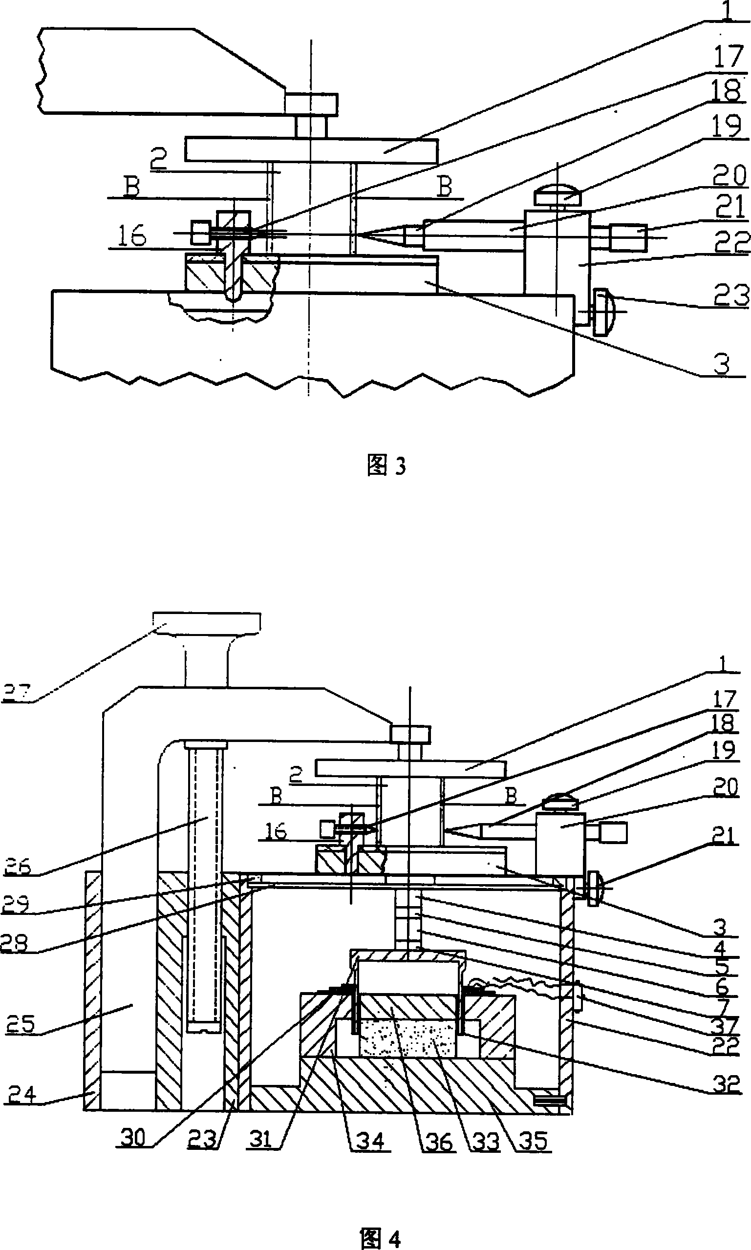 Transverse piezoelectric strain constant measuring method by piezoelectric material quasistatic method and system thereof