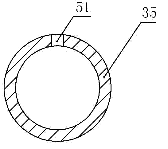 Impurity cleaning device of air outlet mesh