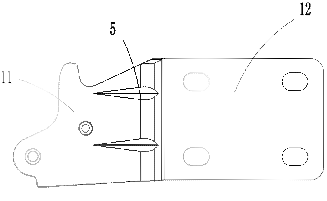 Lower hinge assembly of fridge door