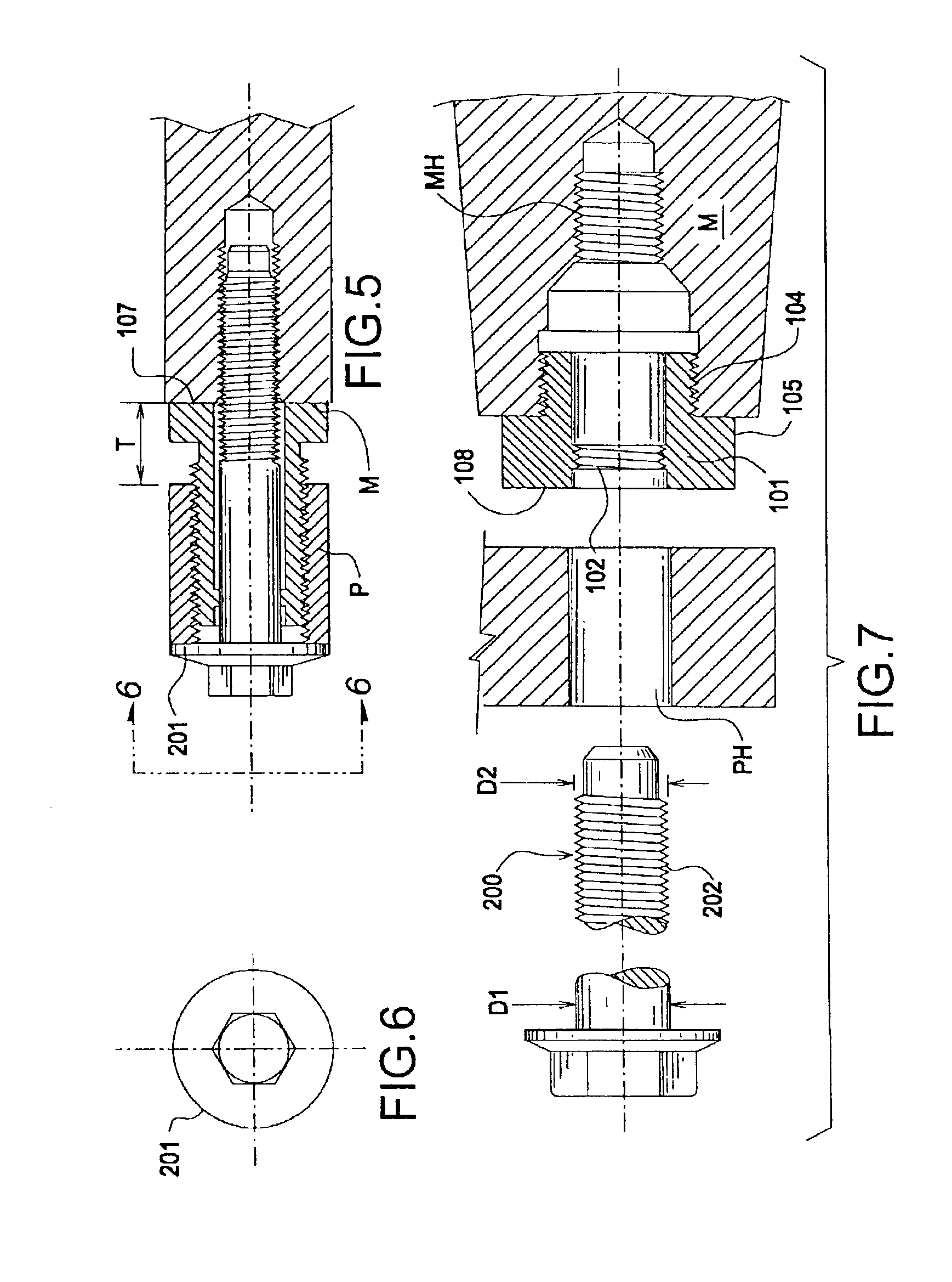 Tolerance compensating mounting device