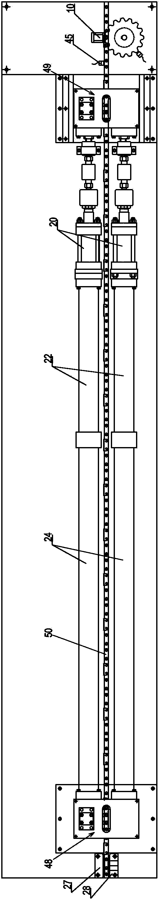 Automatic continuous pretensioning equipment for chains with accessories