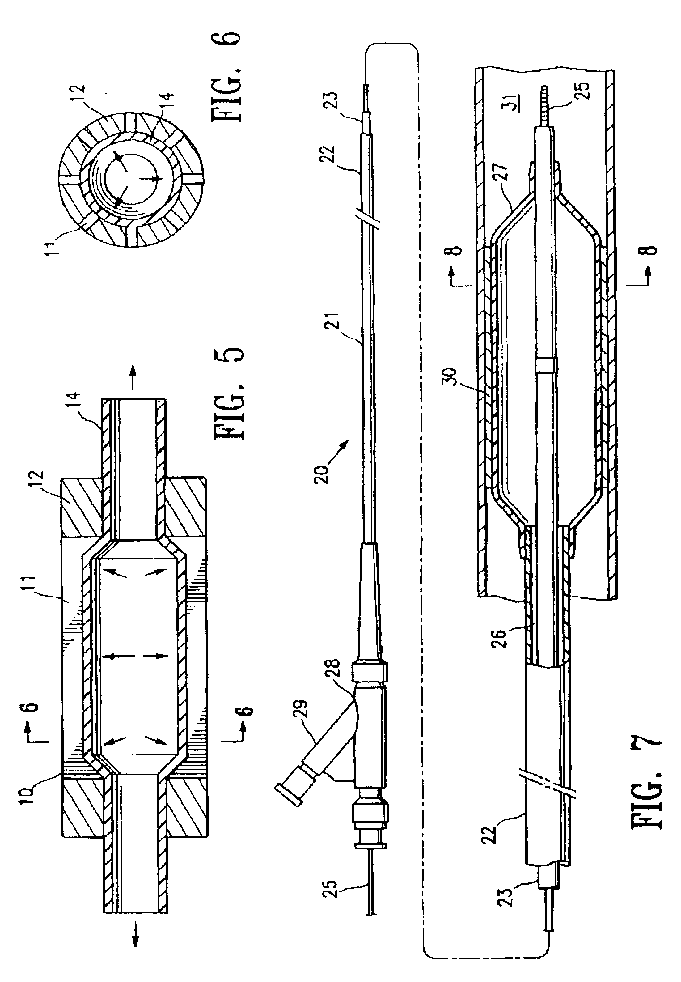 Slotted mold for making a catheter balloon