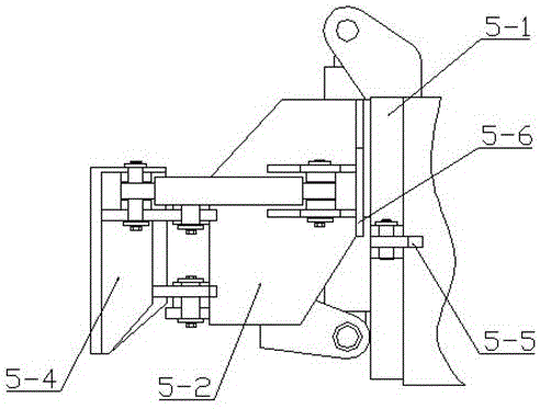 Tunnel repair machine for coal mine