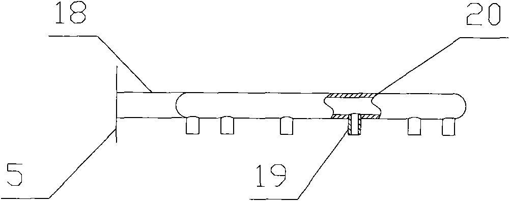 Device and method for filling catalyst on line by pneumatic transmission