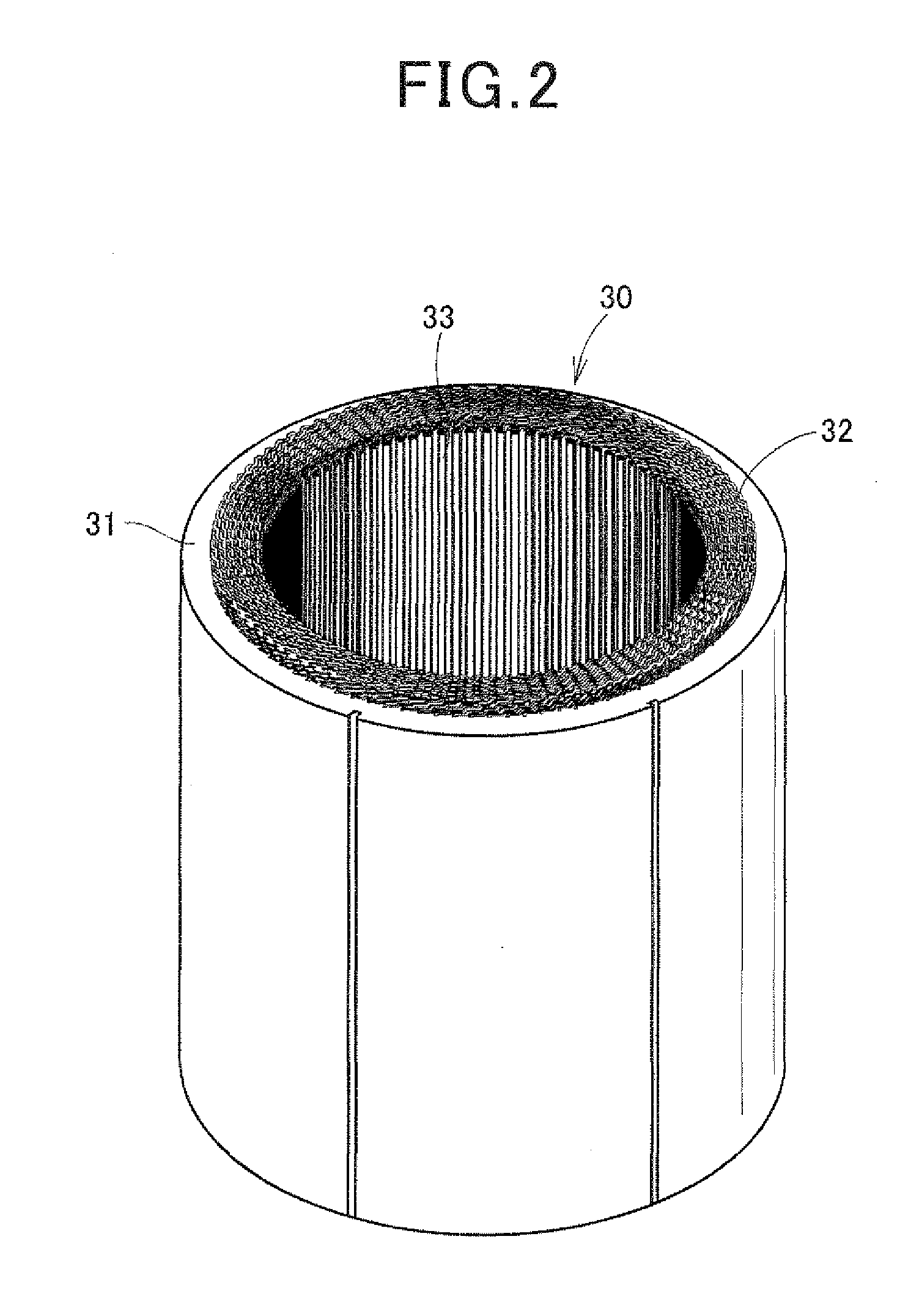 Stator designed to minimize leakage current and electric rotating machine using same