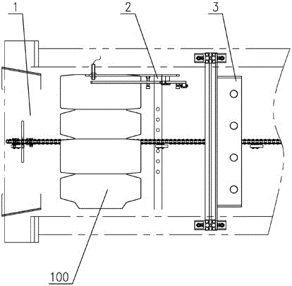 A cardboard conveying mechanism and conveying method