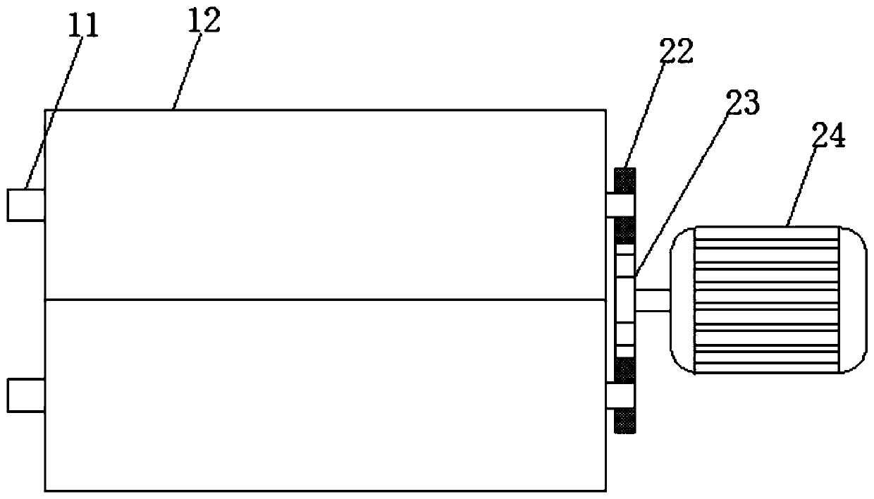 Construction garbage crushing device for dust prevention and metal recycling