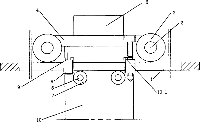 Probe protecting dynamic balance mechanism of high-temperature industrial television in small heating furnace