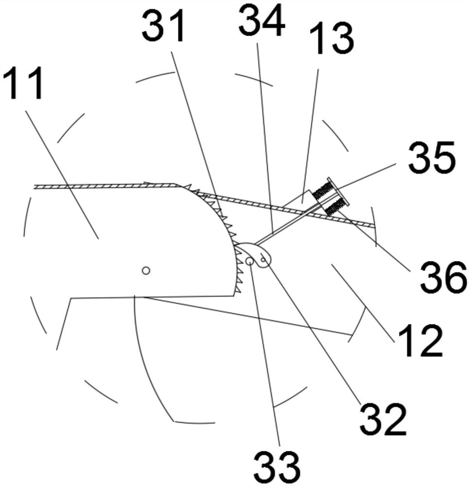 Secondary sampling alligator clip for lightning arrester live-line test