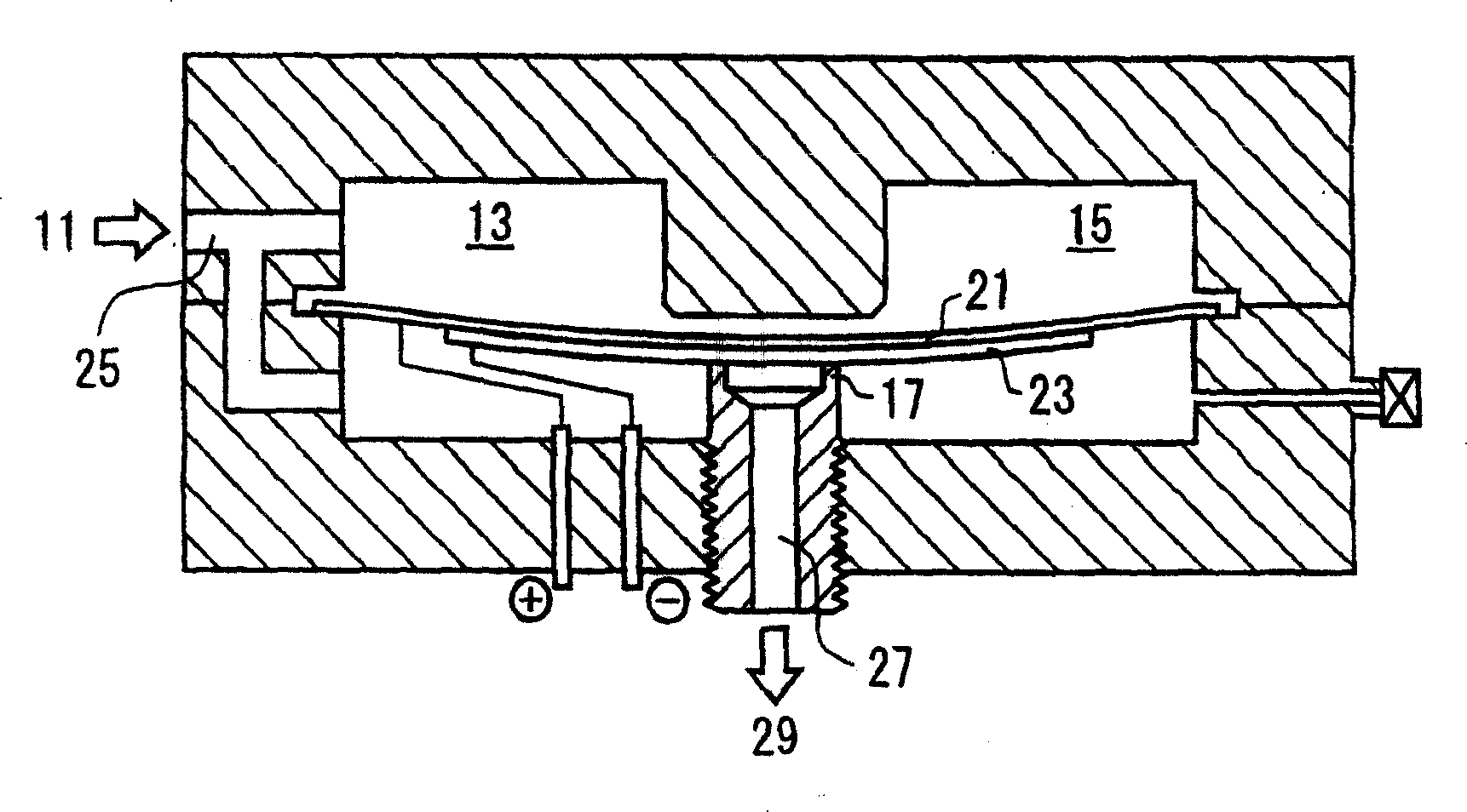 Piezoelectric air valve and multi-valve type piezoelectric air valve