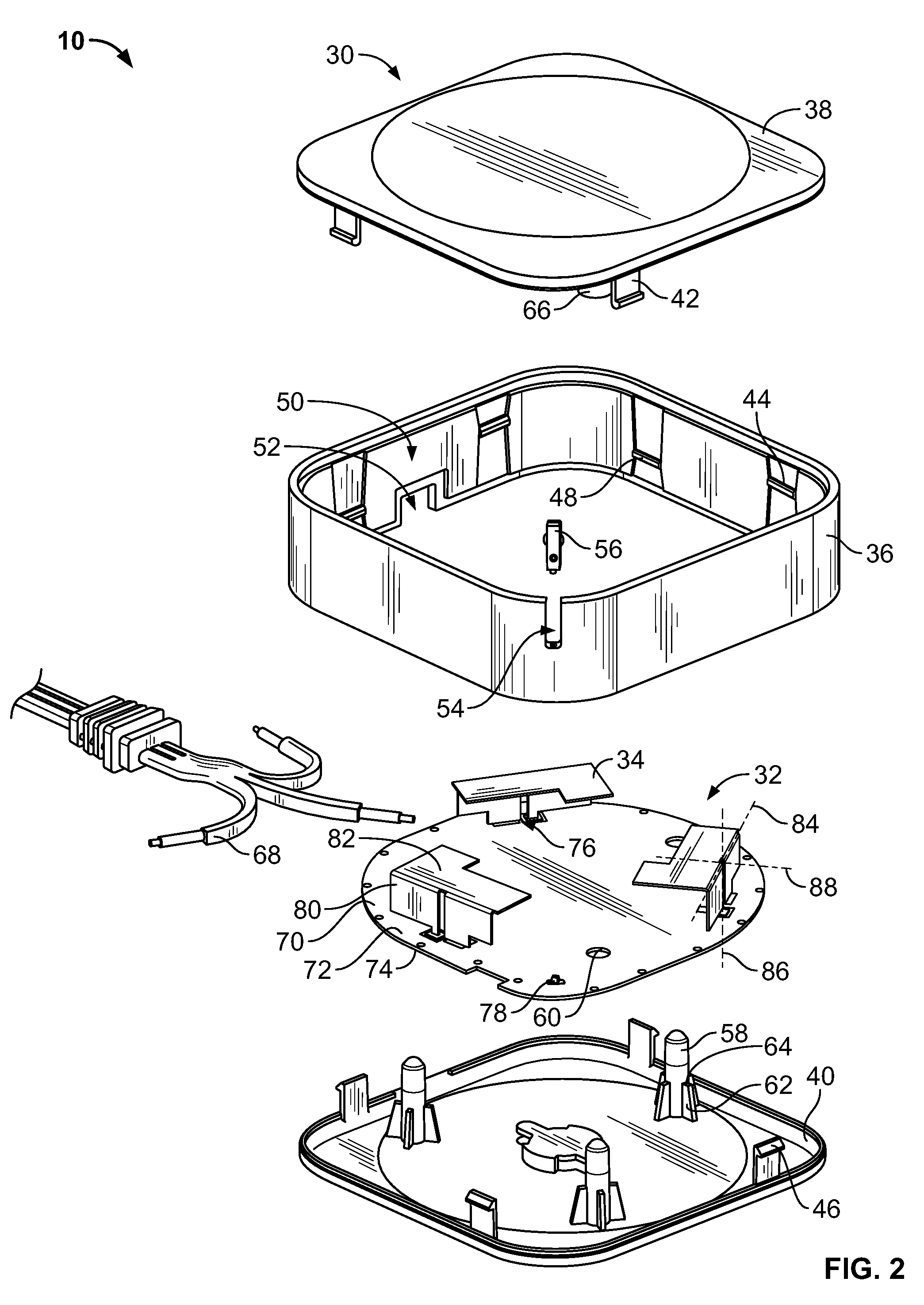 Antenna assembly having multiple antenna elements with hemispherical coverage