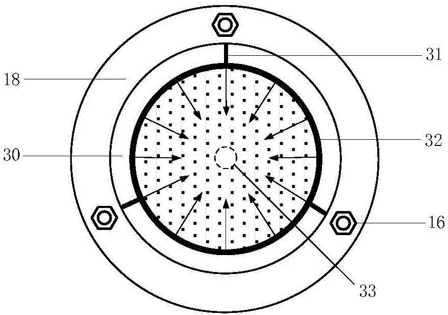 Microbial grouting test device and test method for uniformly solidifying silty soil