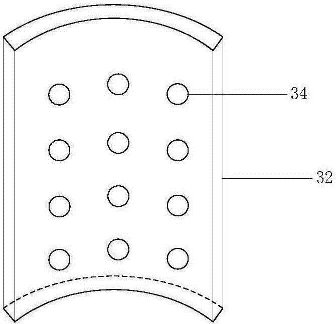 Microbial grouting test device and test method for uniformly solidifying silty soil