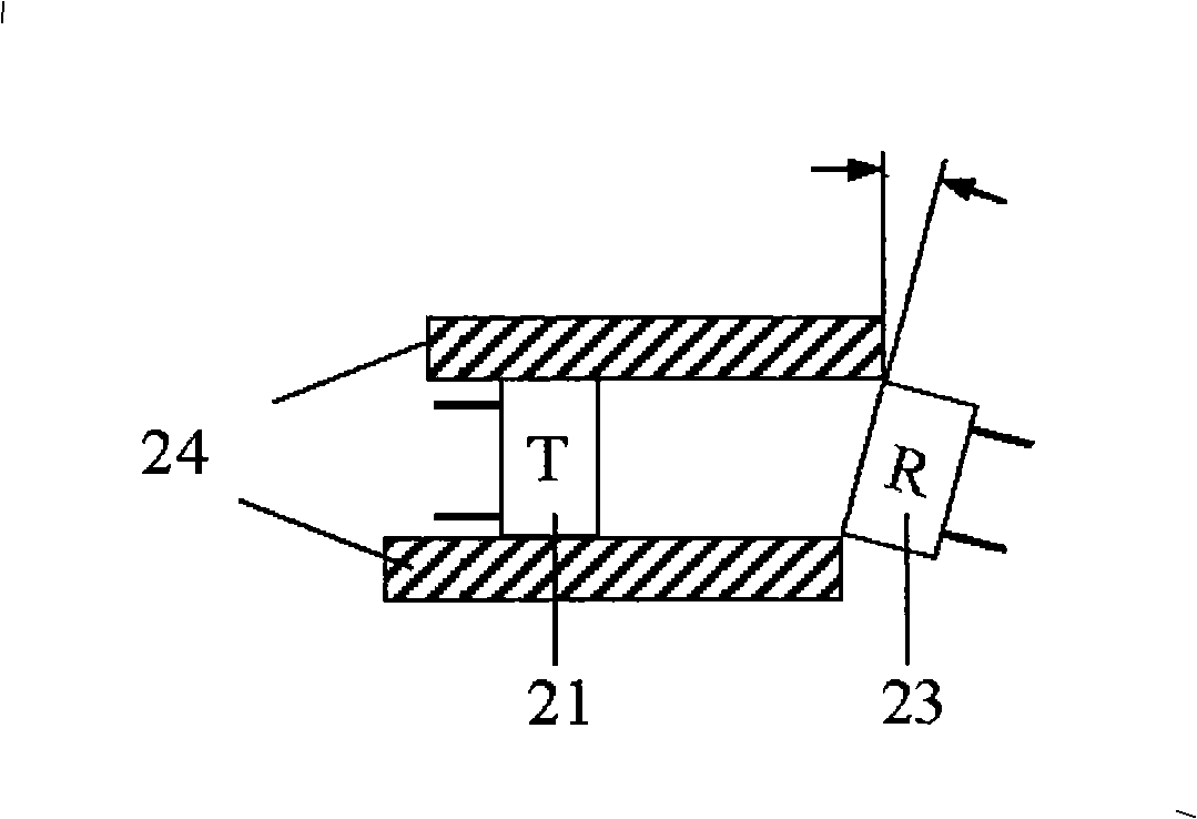 Ultrasonic wave pressure transducer and air pressure monitoring device