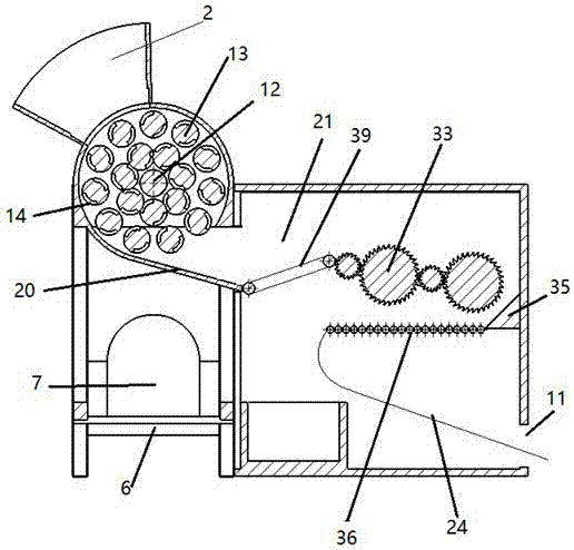 Chestnut thorn-bract peeling machine driven by double flywheels