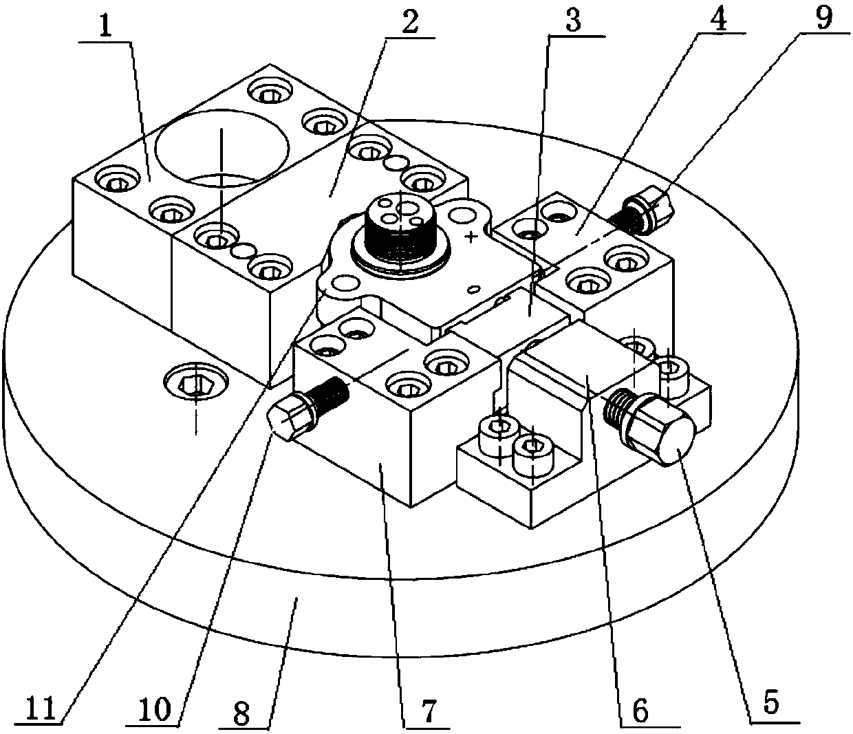 Turning center clamp of irregular eccentric valve deck