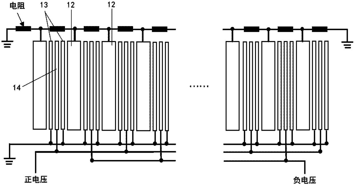 Beam current adaptive correction device and correction electrode plate