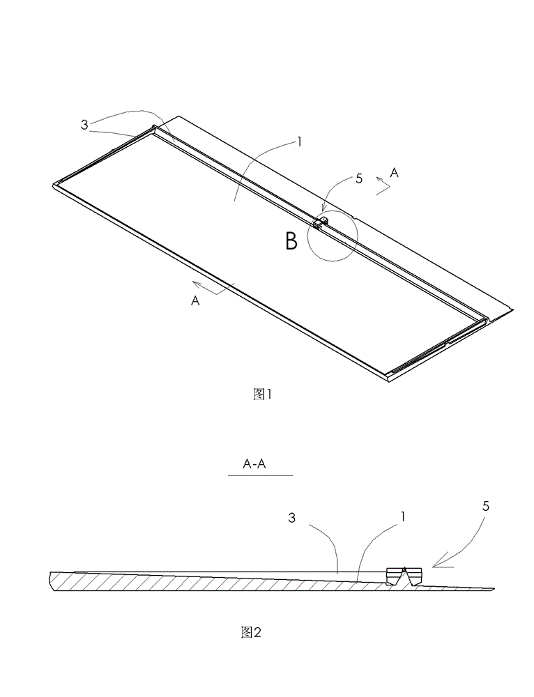 Facility for desalting seawater with ice preparation by using beach, tide and cold