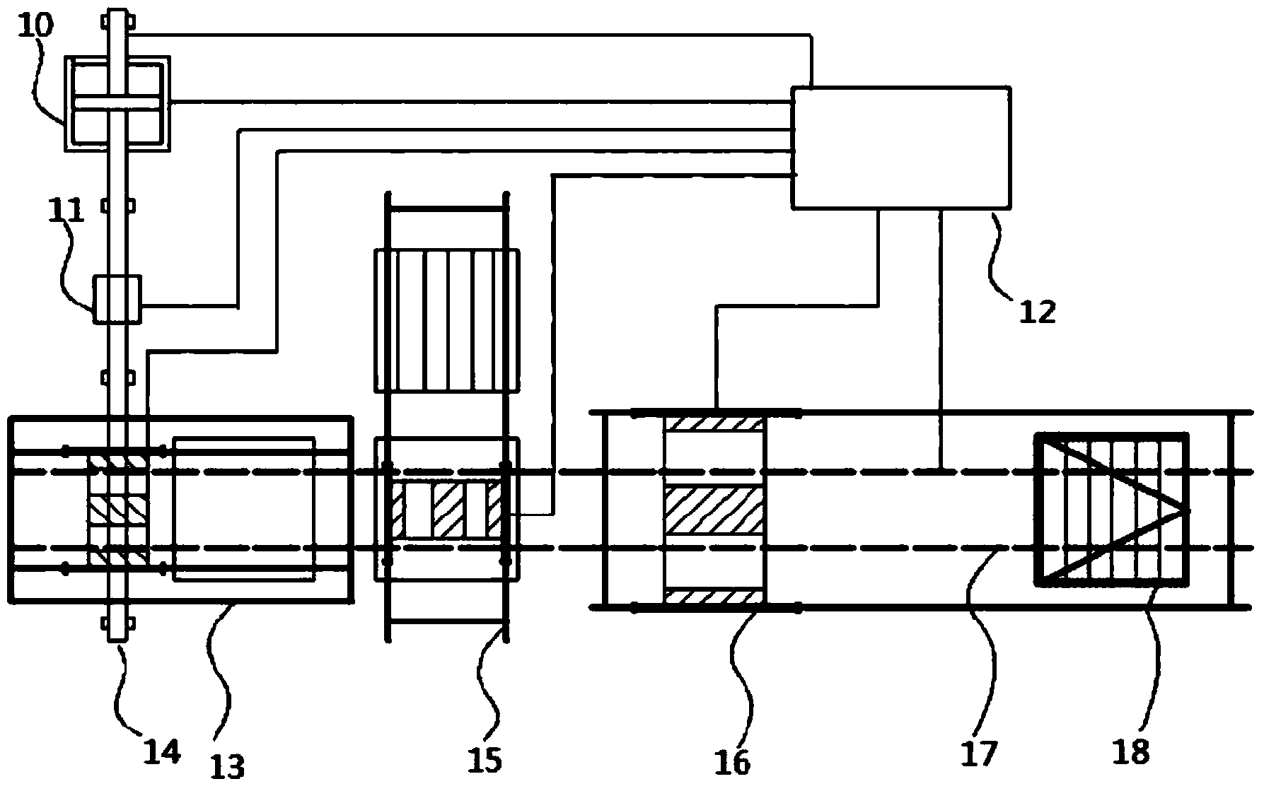 Automatic conveying device and method for denitrifying catalyst extrusion green bodies