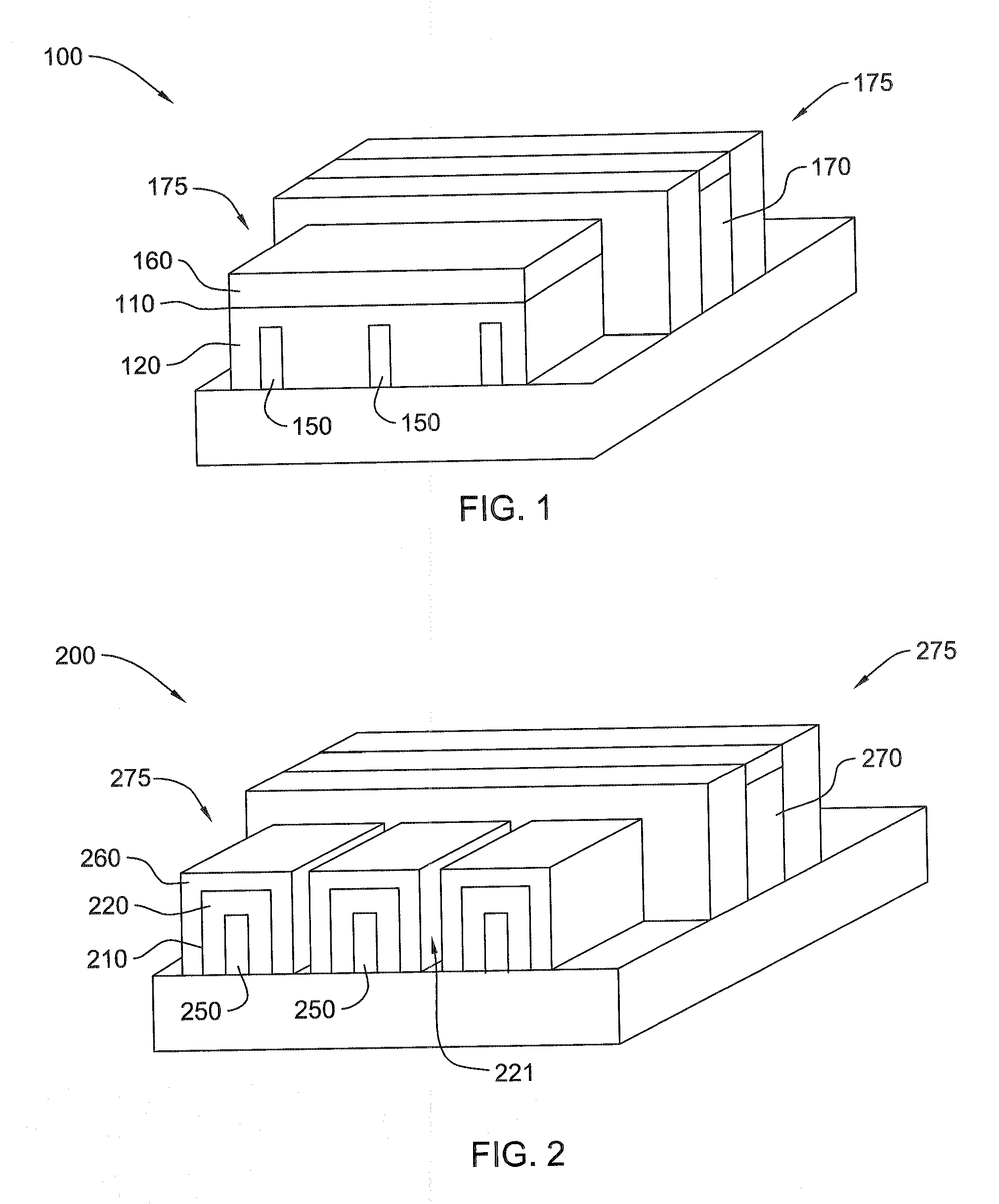 Fin-type field effect transistor structure with merged source/drain silicide and method of forming the structure