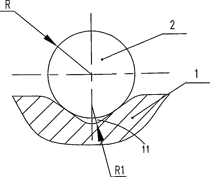 Three-point contact ball bearing