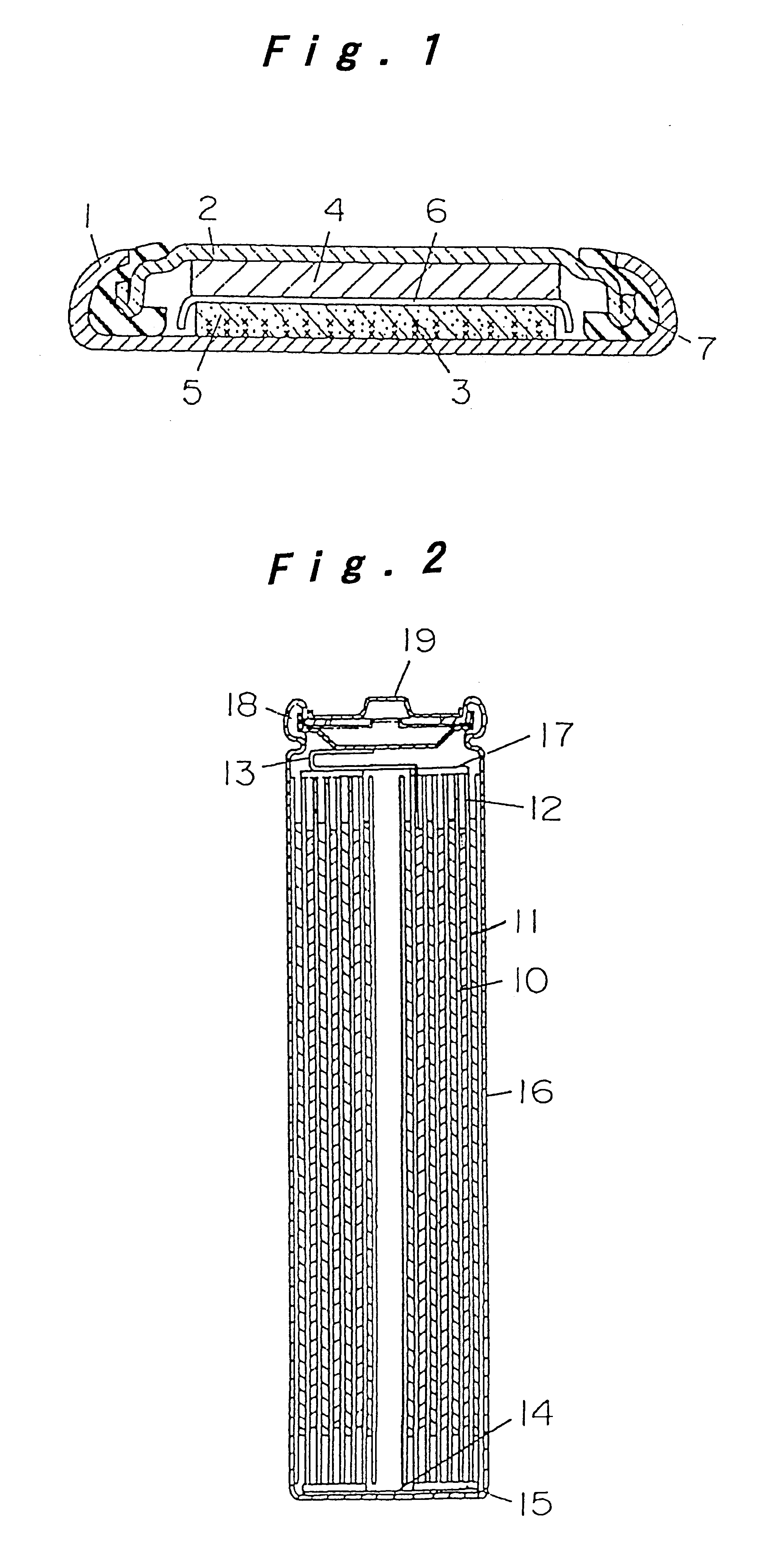 Nonaqueous electrolyte secondary cell with a plural-layer carbonaceous negative electrode