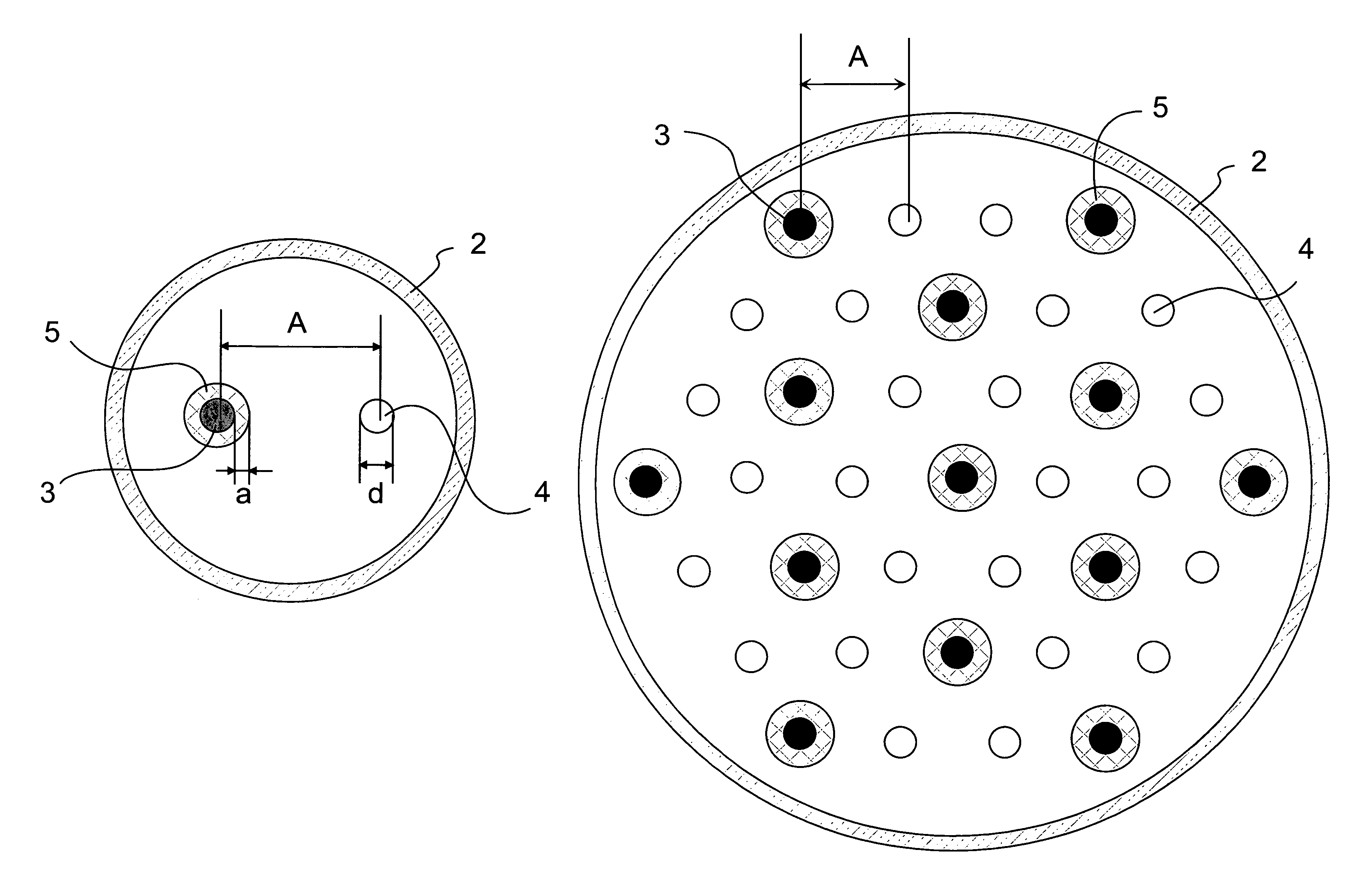 Dielectric barrier discharge lamp with electrodes in hexagonal arrangement