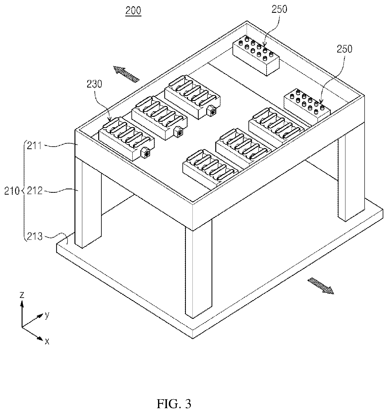 Head maintenance unit and apparatus for treating substrate