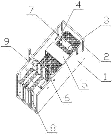 A cloth cutting device