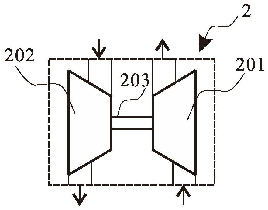 A closed heat pump hot water preparation method with air circulation