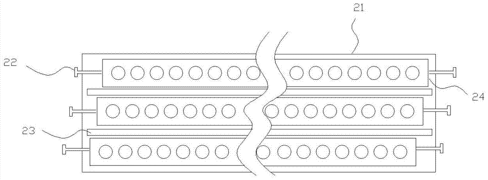 A continuous fiber spreading equipment for prepreg production and its application method