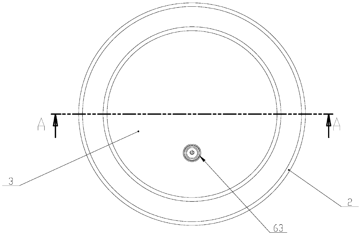 Fluid type earthquake monitoring device